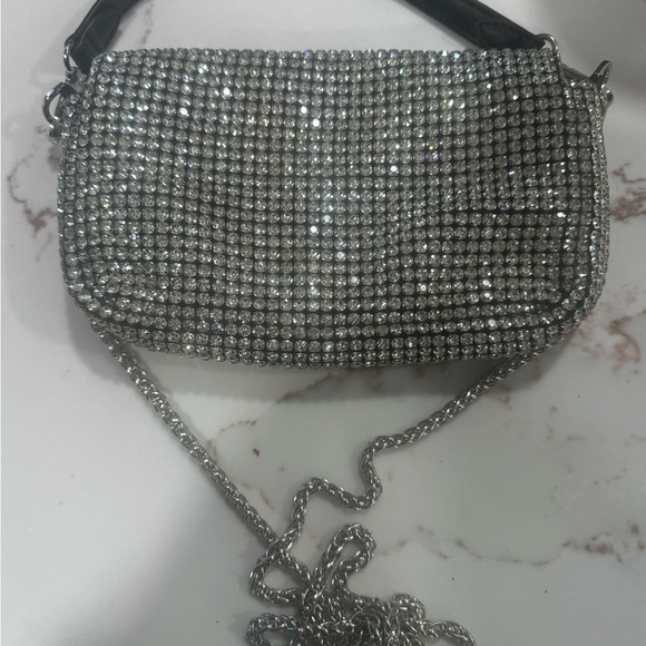 Super cute studded purse - Picture 4 of 6